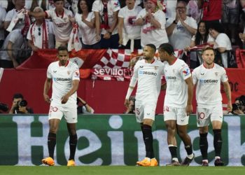 UEFA Avrupa Ligi'nde yarı finalistler belli oldu