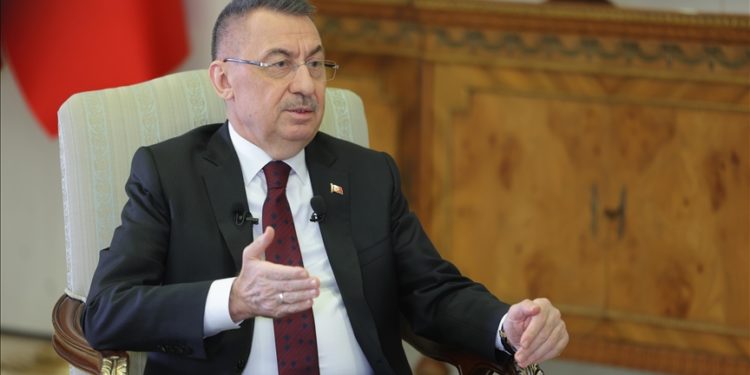 Milletimiz kimin boş laf ürettiğini kimin sorumluluk aldığını iyi biliyor