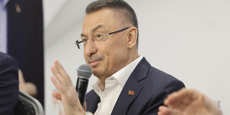 Kızılayın kendi genel kurulu vardır, kendi yönetimini kendisi belirler