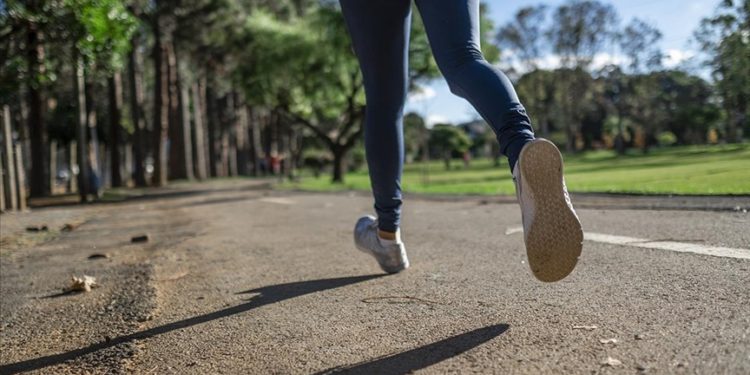 Araştırma: Gün içinde yapılan sık ve kısa süreli sporlar, tip 1 diyabet hastalarına faydalı olabilir