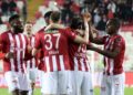 Sivasspor evinde Trabzonspor’u 4-1 mağlup etti