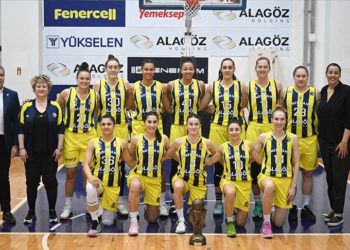 FIBA Kadınlar Avrupa Ligi şampiyonu Fenerbahçe, basınla buluştu