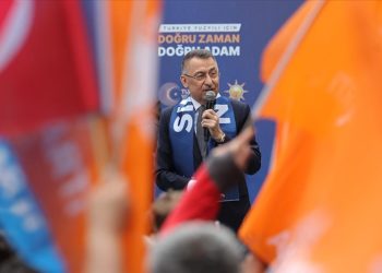 Cumhurbaşkanı Yardımcısı Oktay, AK Parti Sincan Seçim Koordinasyon Merkezi’nin açılışını yaptı