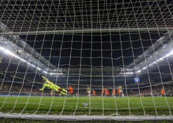 Fenerbahçe, yarın Medipol Başakşehir’e konuk olacak