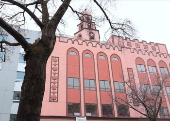 ABD’nin tarihi kasabasında ramazanda camiden ezan sesi yükseldi