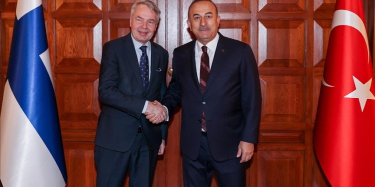 Dışişleri Bakanı Çavuşoğlu, Fin mevkidaşı Haavisto ile telefonda görüştü