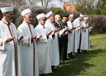Viyana Merkez Mezarlığı’nda Galiçya şehitleri için Kur’an-ı Kerim okundu