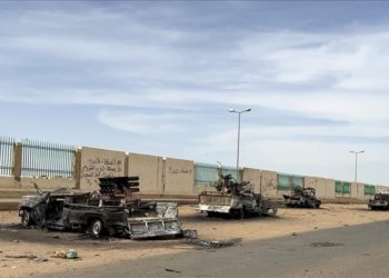Sudan’daki çatışmalar 5. gününe girerken ilan edilen ateşkese uyulmuyor