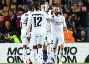 Barcelona'yı deplasmanda 4-0 yenen Real Madrid, Kral Kupası'nda finale kaldı