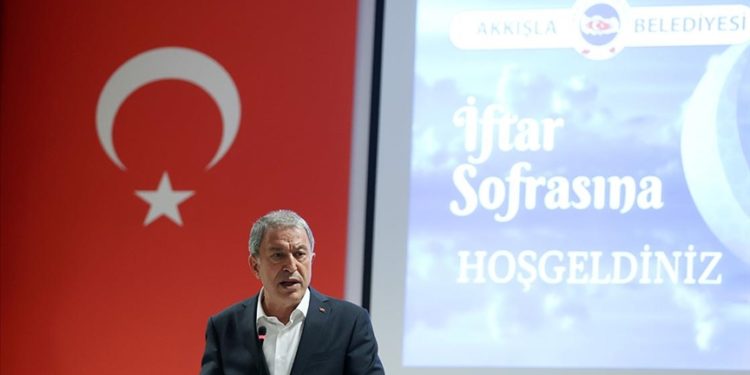 Milli Savunma Bakanı Akar, TSK’nin gövde gösterisine hazırlandığını açıkladı