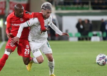 Corendon Alanyaspor sahasında kazandı