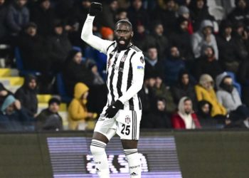 Beşiktaş, Arthur Masuaku'nun bonservisini aldı