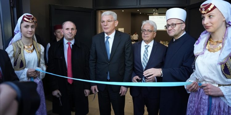 TİKA'nın desteğiyle yapılan Bosna Hersek'teki Capljina İslam Kültür Merkezi açıldı