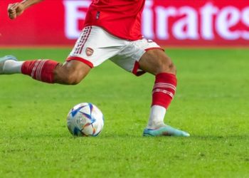 Premier Lig'de lider Arsenal, Southampton karşısında bir puana razı oldu