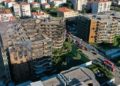 İzmir'de sitede çıkan yangınla ilgili deliller toplanacak