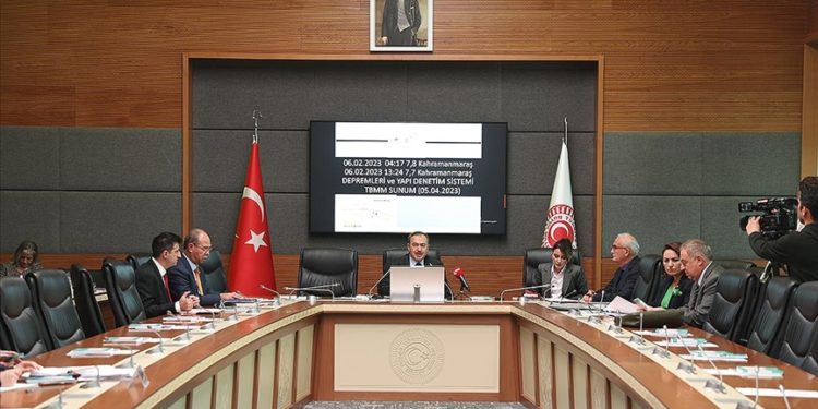 TBMM Deprem Araştırma Komisyonu toplandı