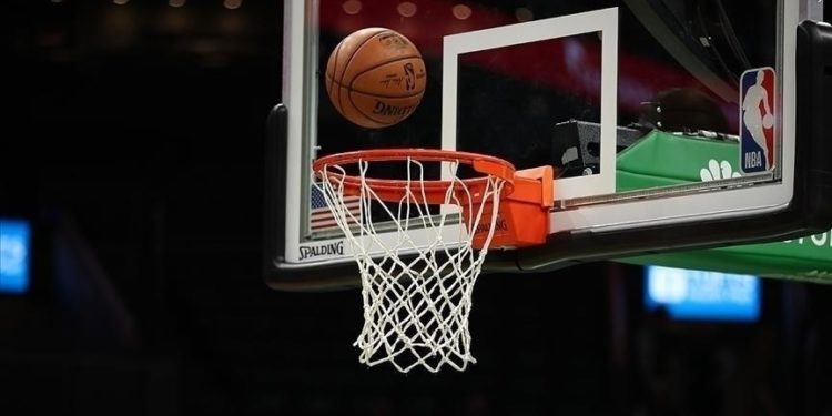 NBA play-off’ları ilk turunda Suns, Clippers karşısında seriyi 1-1 yaptı