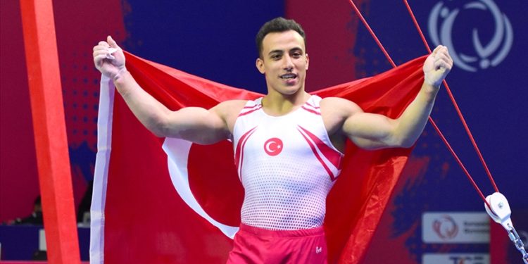Çifte madalyalı Avrupa şampiyonu milli cimnastikçi Adem Asil’den tarihi başarı