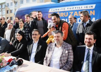 Çok yakın bir zamanda petrolle ilgili de büyük bir müjde verebiliriz