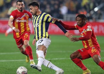 Fenerbahçe’de İrfan Can Kahveci taraftarlardan özür diledi