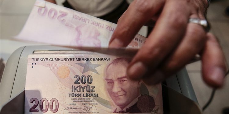 Türk lirasıyla dış ticaret hacmi yılın ilk çeyreğinde 163,5 milyar liraya ulaştı