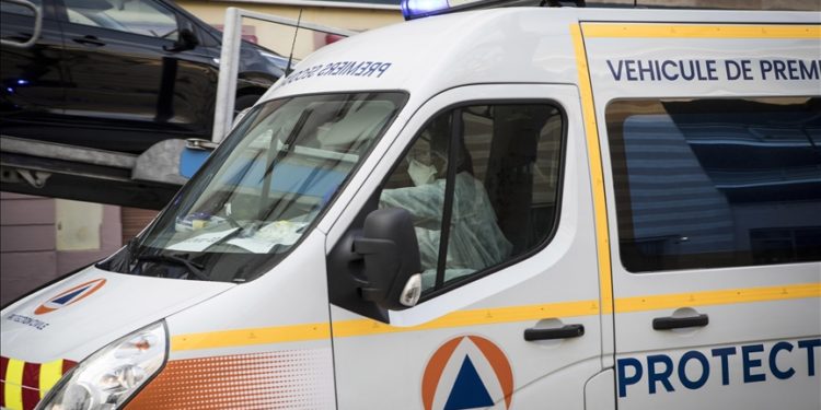 Fransa'da bir hastane, acil servisini personel eksikliği nedeniyle geçici olarak kapattı