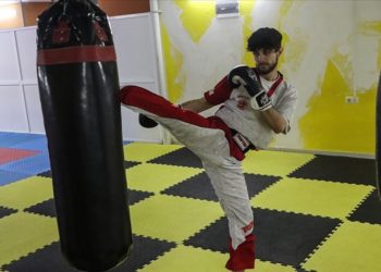 Depremzede milli kick boksçu, iki uluslararası turnuvadan da başarıyla döndü
