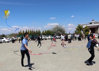 Gaziantep’te uçurtmalar, “primer immün yetmezliği” hastaları için havalandı