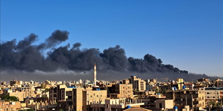 Sudan'da ateşkese rağmen silahlar susmadı