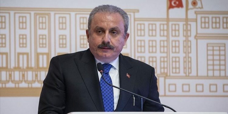 TBMM Başkanı Şentop, vefatının 30. yılında 8. Cumhurbaşkanı Turgut Özal'ı andı