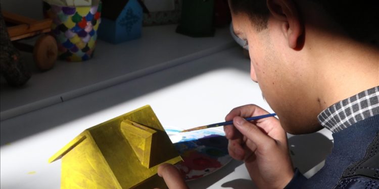 Çankırı’da rehabilitasyon merkezindeki engelliler hem üretiyor hem rehabilite oluyor