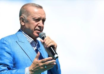 Küçük esnafımızın prim ödeme gün sayısını 7200 güne indiriyoruz