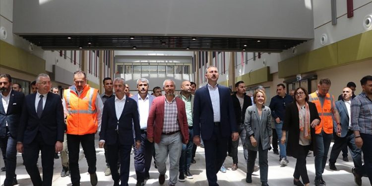 Gaziantep Şehir Hastanesi 15 Haziran'da hizmete açılıyor