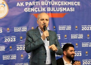 Şehirler inşa eder, büyük binalar inşa edersiniz zor olan insanı inşa etmektir