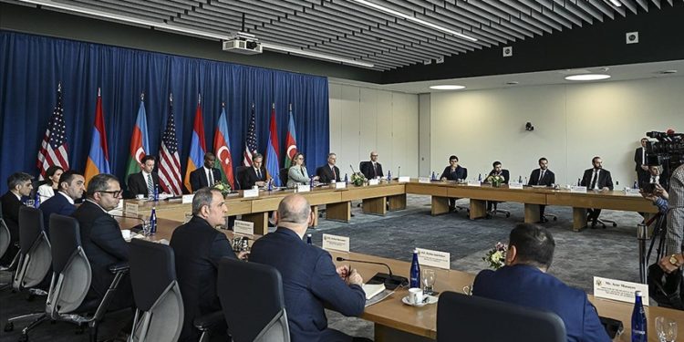 3 SORUDA – ABD’nin ev sahipliğindeki Azerbaycan-Ermenistan görüşmeleri
