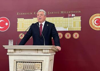 En düşük memur maaşının 22 bin lira olmasını, ilk icraatlardan biri olarak kanun teklifine dönüştüreceğiz