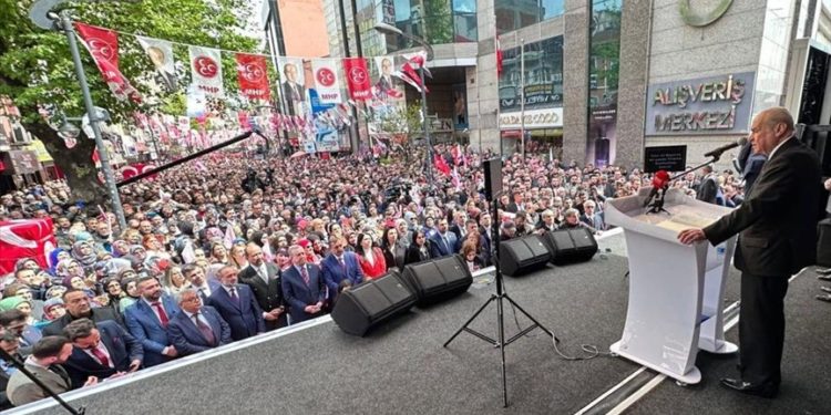 Türkiye’yi lider ülke seviyesine biz taşıyacağız