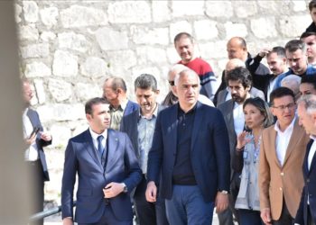 Türkiye’nin bu yıl 60 milyon ziyaretçi, 56 milyar dolar gelir hedefi var