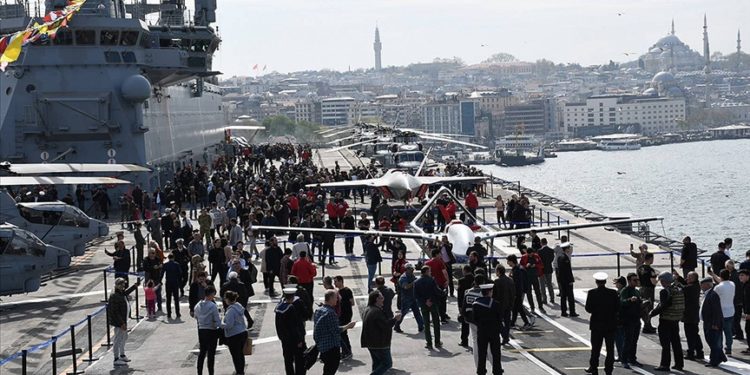 MSB: TCG Anadolu, planlı bir tatbikata katılmak üzere İzmir'den ayrılıyor