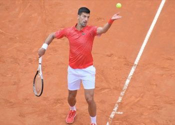 Dünya 1 numarası Djokovic Roma Açık'a çeyrek finalde veda etti
