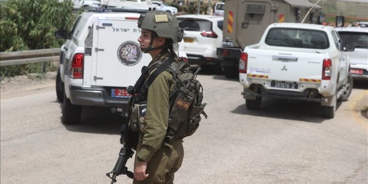 İsrail’de Filistinli bir genç Yahudi yerleşimci tarafından vurularak öldürüldü