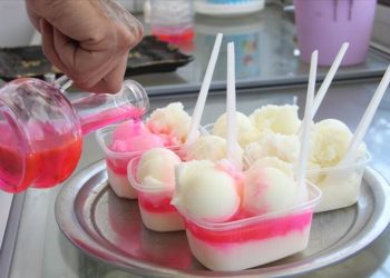 Hatay'ın serinleten tatlısı "haytalı" yeniden tezgahlardaki yerini aldı