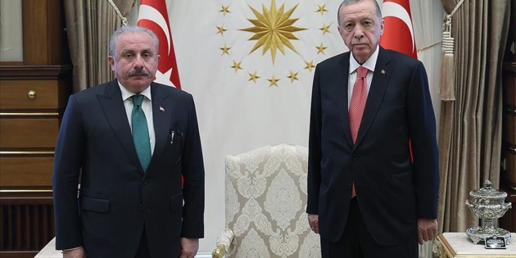 Cumhurbaşkanı Erdoğan TBMM Başkanı Şentop'u kabul etti