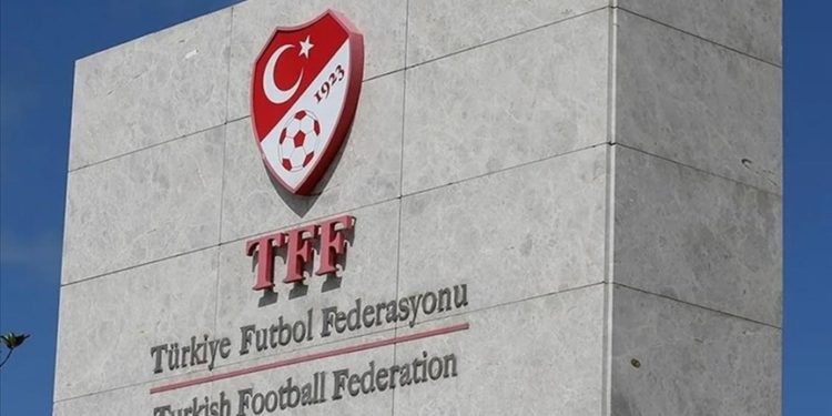 TFF'den şampiyon Galatasaray'a kutlama