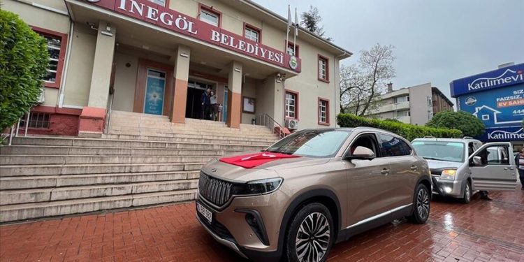 Togg, Bursa'da asker uğurlamasında konvoy başı oldu