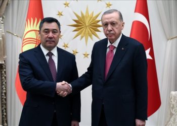 Kırgızistan Cumhurbaşkanı Caparov'dan Cumhurbaşkanı Erdoğan'a tebrik telefonu