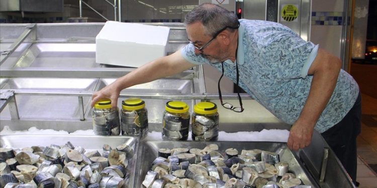 Sinop'ta balıkçılarca yapılan "lakerda" coğrafi işaret tescil belgesi aldı