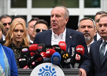 Muharrem İnce’nin cumhurbaşkanı adaylığından çekilmesine ilişkin dilekçe YSK’ye sunuldu