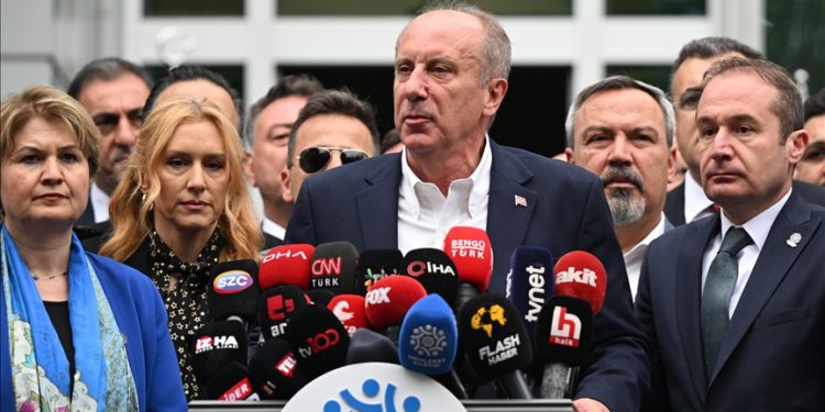 Muharrem İnce’nin cumhurbaşkanı adaylığından çekilmesine ilişkin dilekçe YSK’ye sunuldu