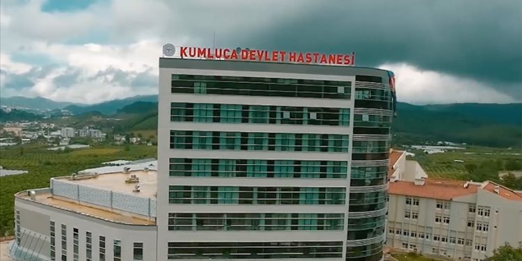 Antalya Kumluca Devlet Hastanesi hasta kabulüne başlıyor